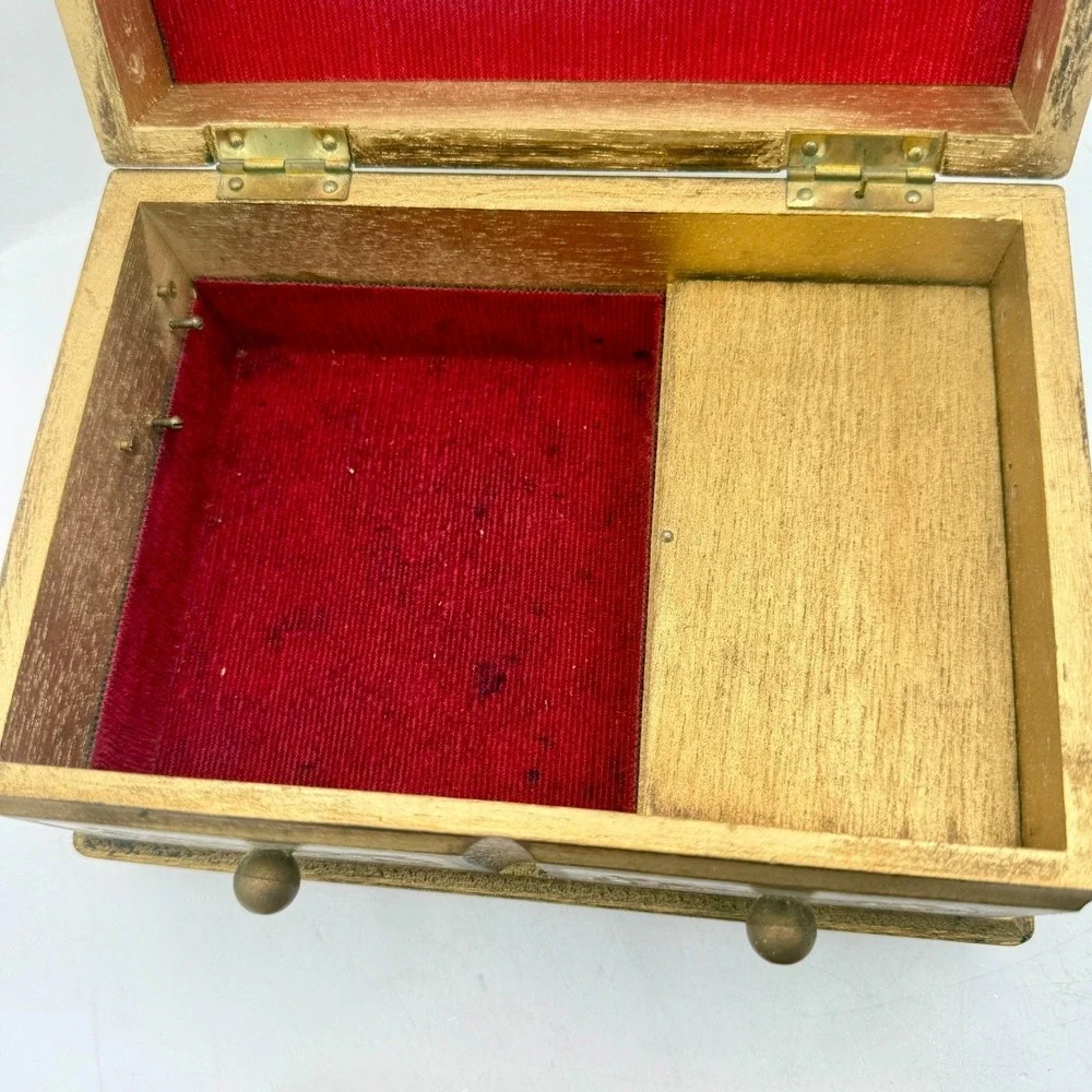 Vintage Italian Florentia Style Music Jewelry Box Wood Chest Red Velvet Plays